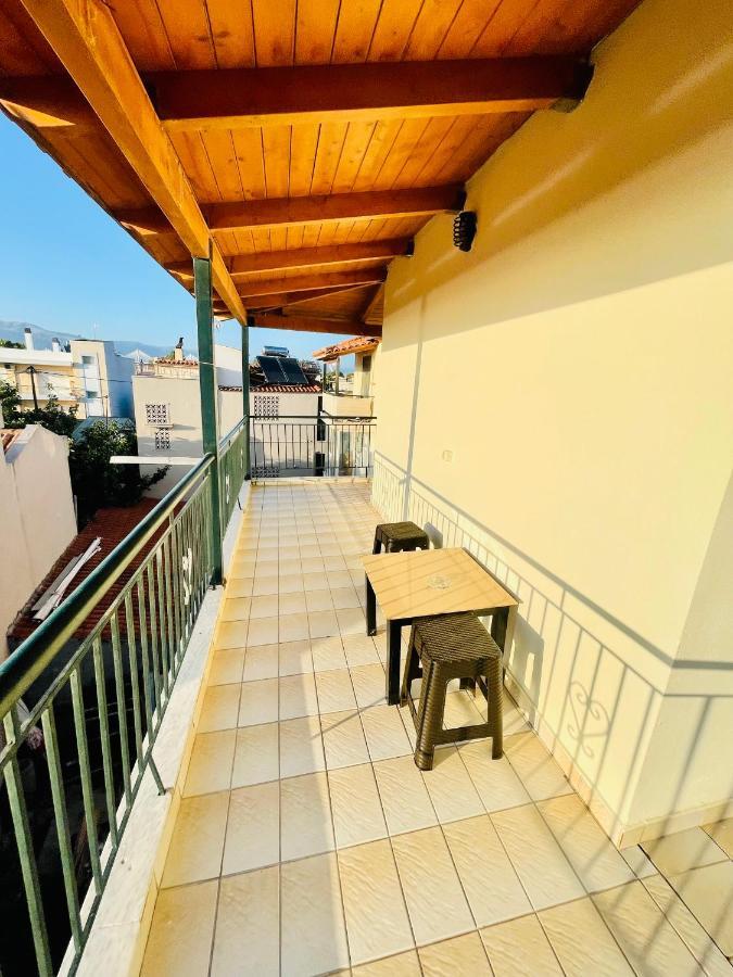 Teo'S 2 Persons Studio Deluxe Patras Exterior photo